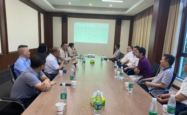 荆州市政协主席等辅导亲临南宫电子官网基地，，为民族品牌“艾诗特”产业升级出经营策